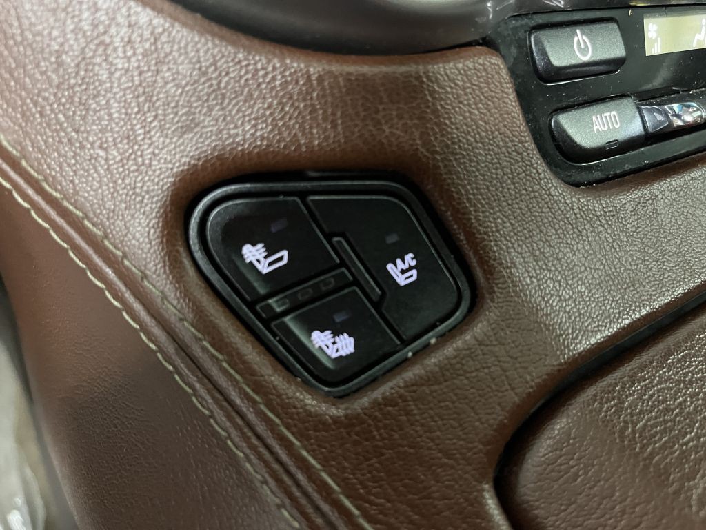 2015 Chevrolet Tahoe Image 18