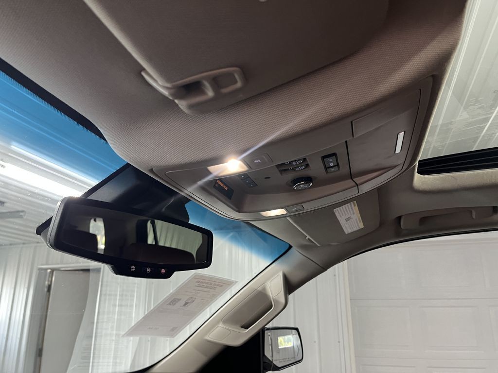 2015 Chevrolet Tahoe Image 21