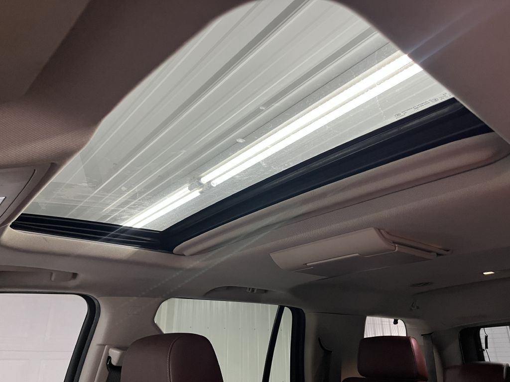 2015 Chevrolet Tahoe Image 22