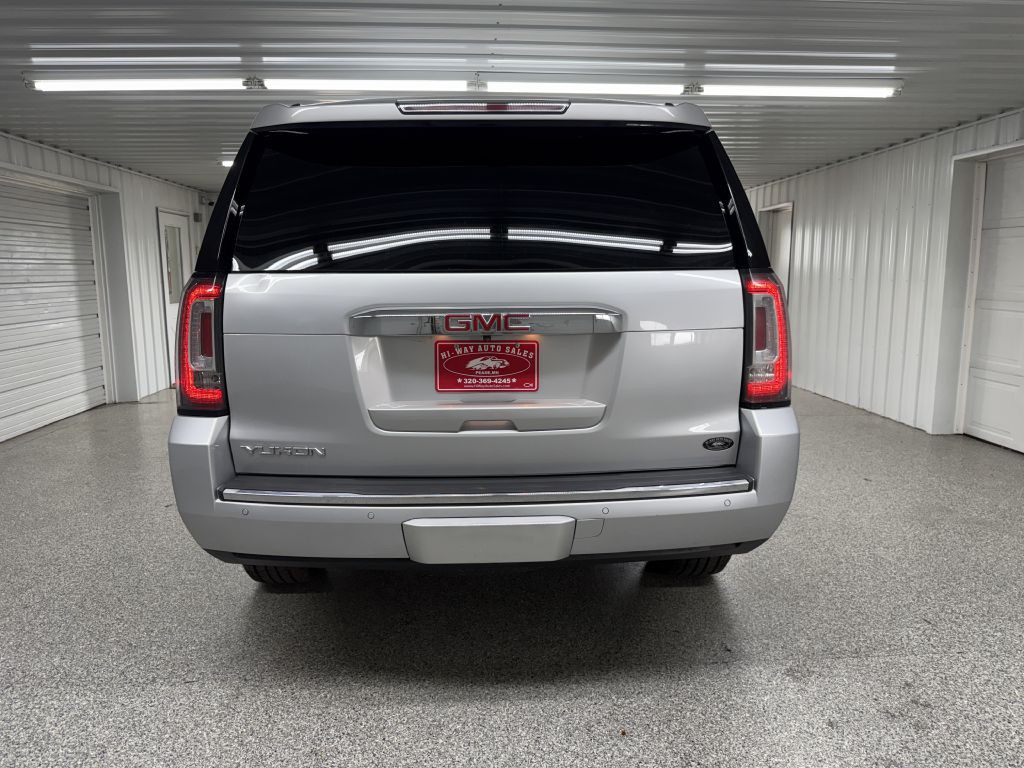 2017 GMC Yukon Image 6