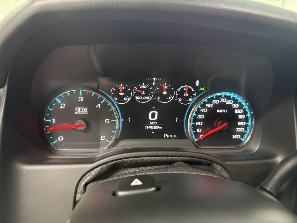 2017 GMC Yukon Image 17