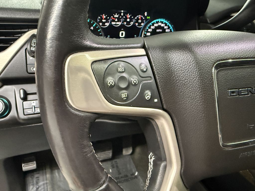 2017 GMC Yukon Image 19