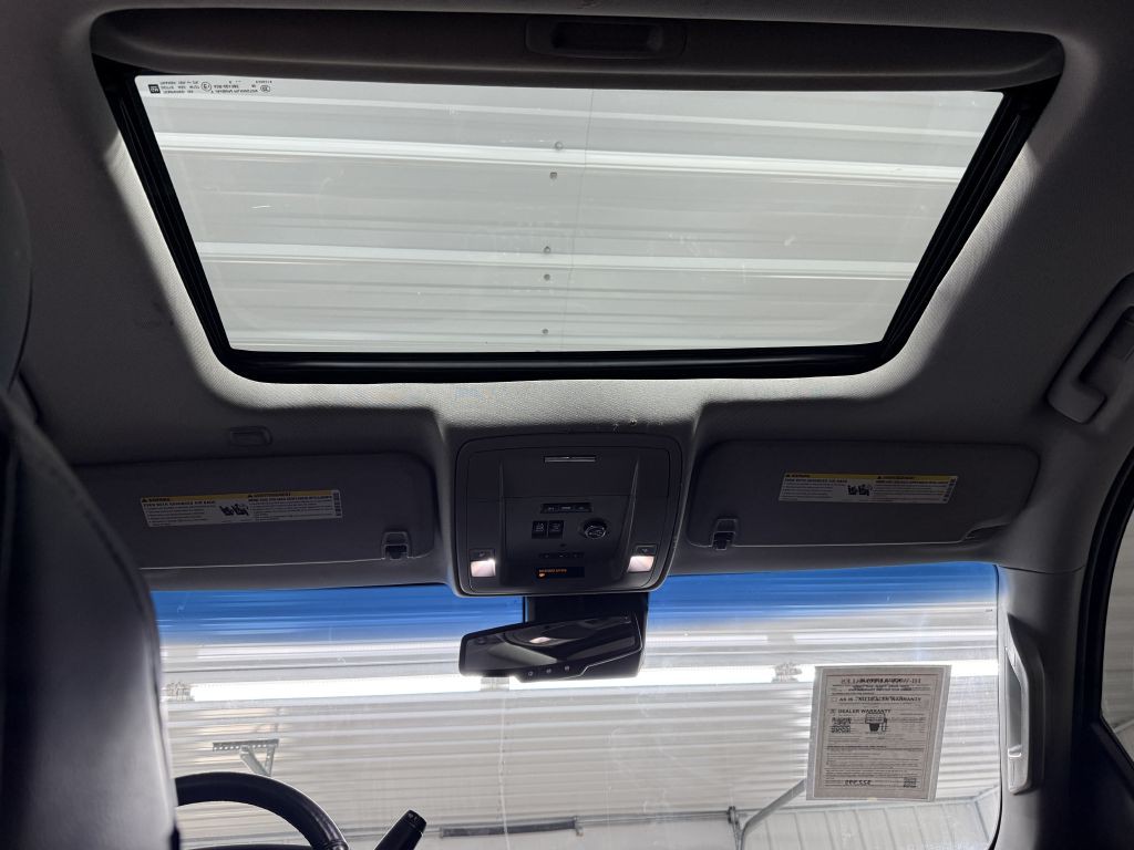 2017 GMC Yukon Image 30