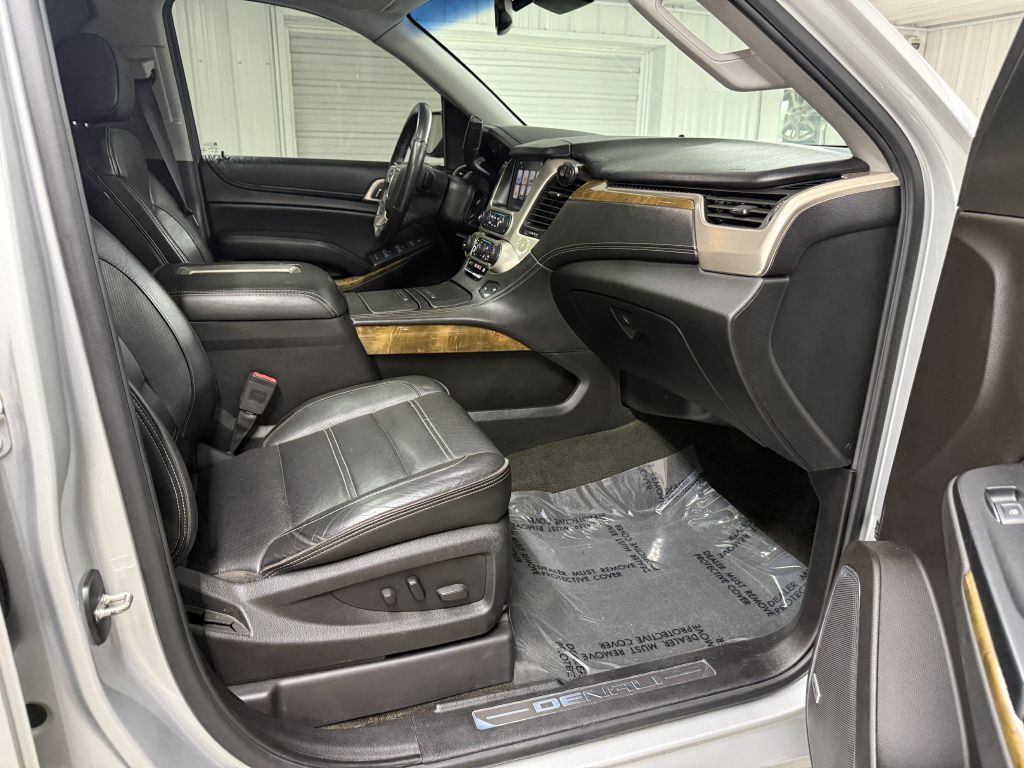 2017 GMC Yukon Image 43