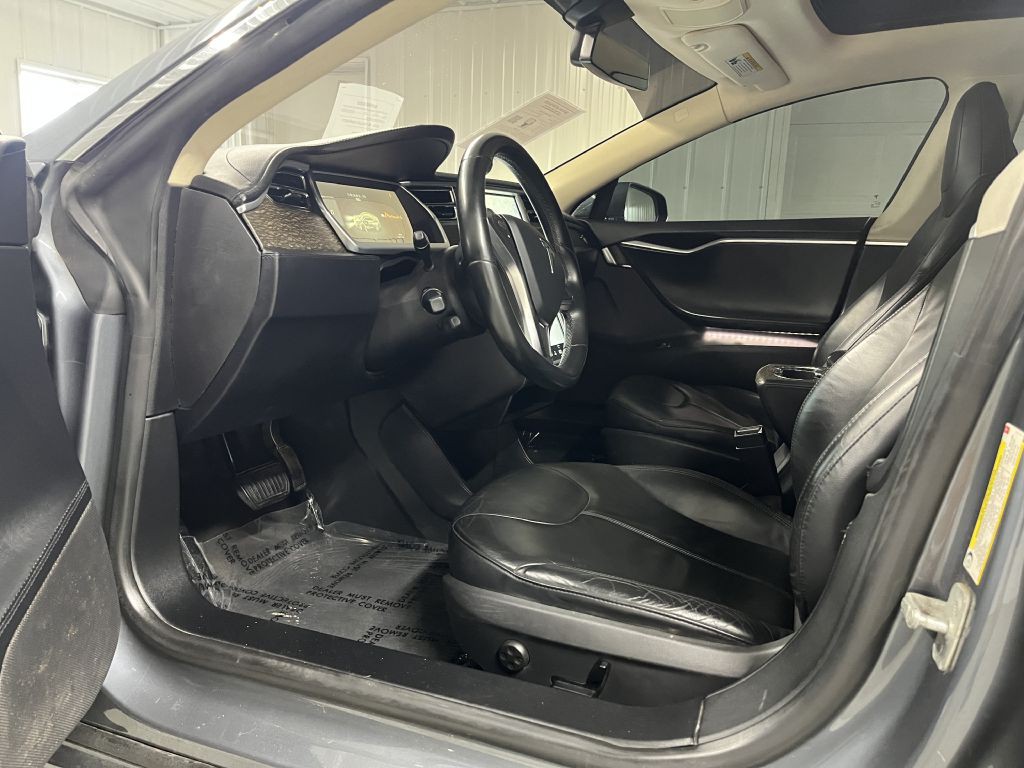 2013 Tesla Model S Image 9