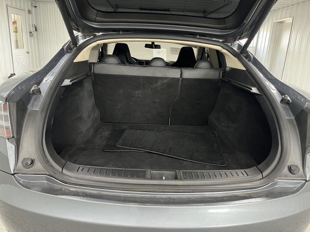 2013 Tesla Model S Image 19