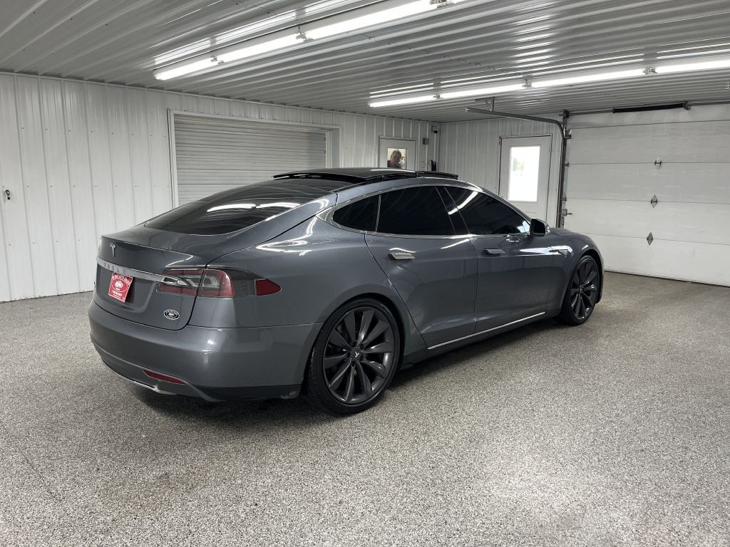 2013 Tesla Model S Image 26