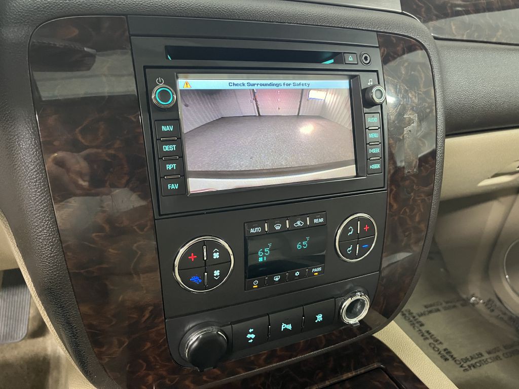 2011 GMC Yukon Image 17