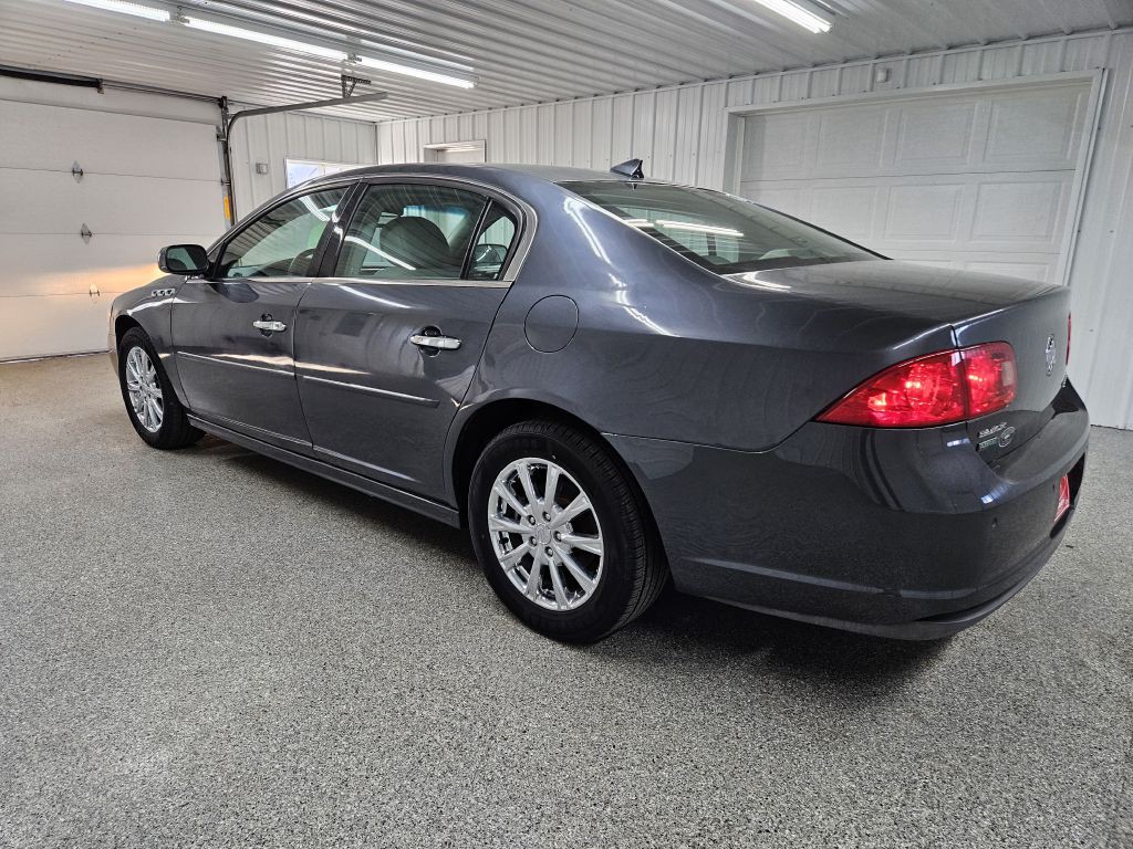 2011 Buick Lucerne Image 3