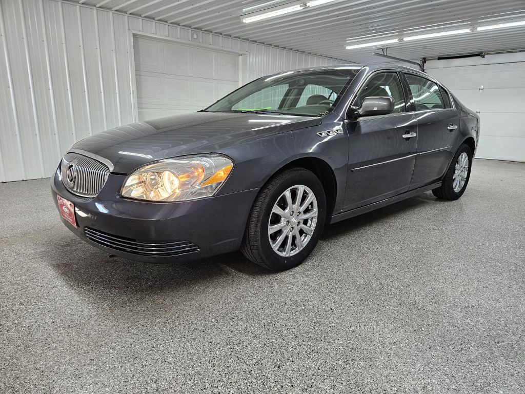 2011 Buick Lucerne Image 4