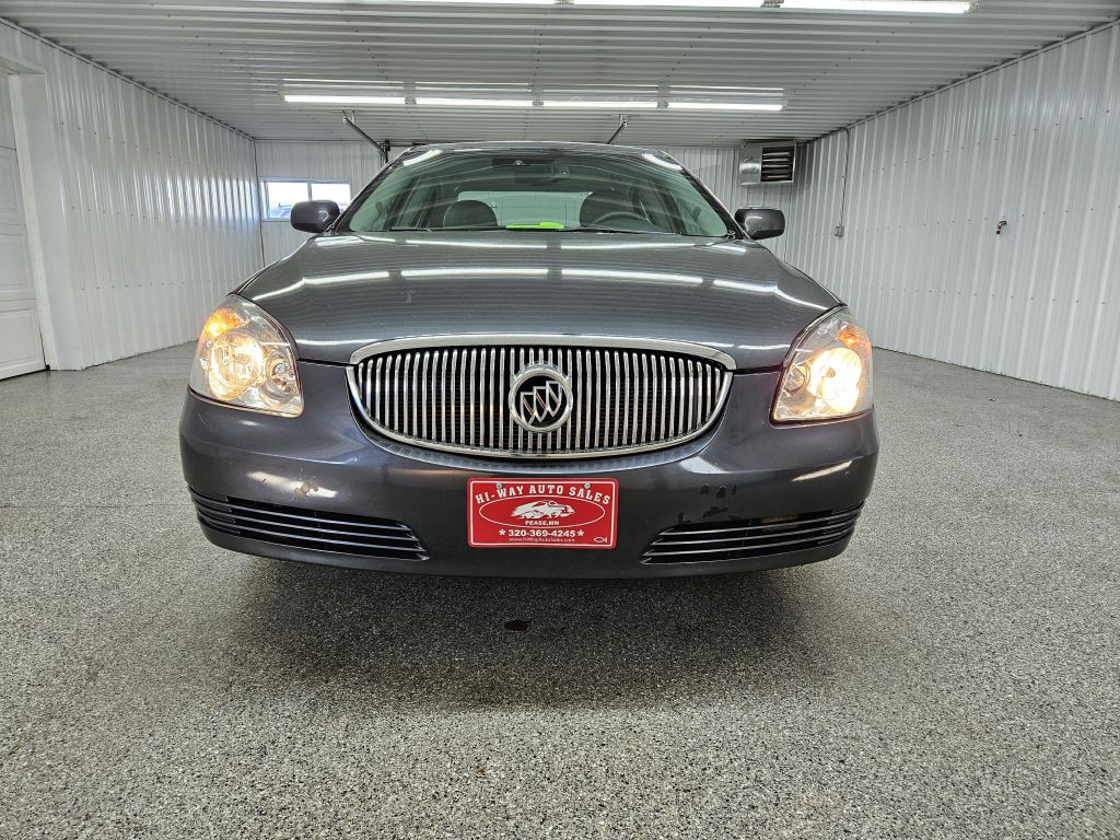 2011 Buick Lucerne Image 5