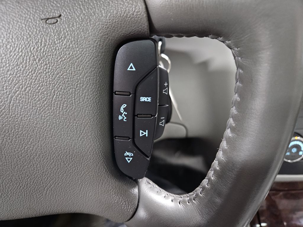 2011 Buick Lucerne Image 20