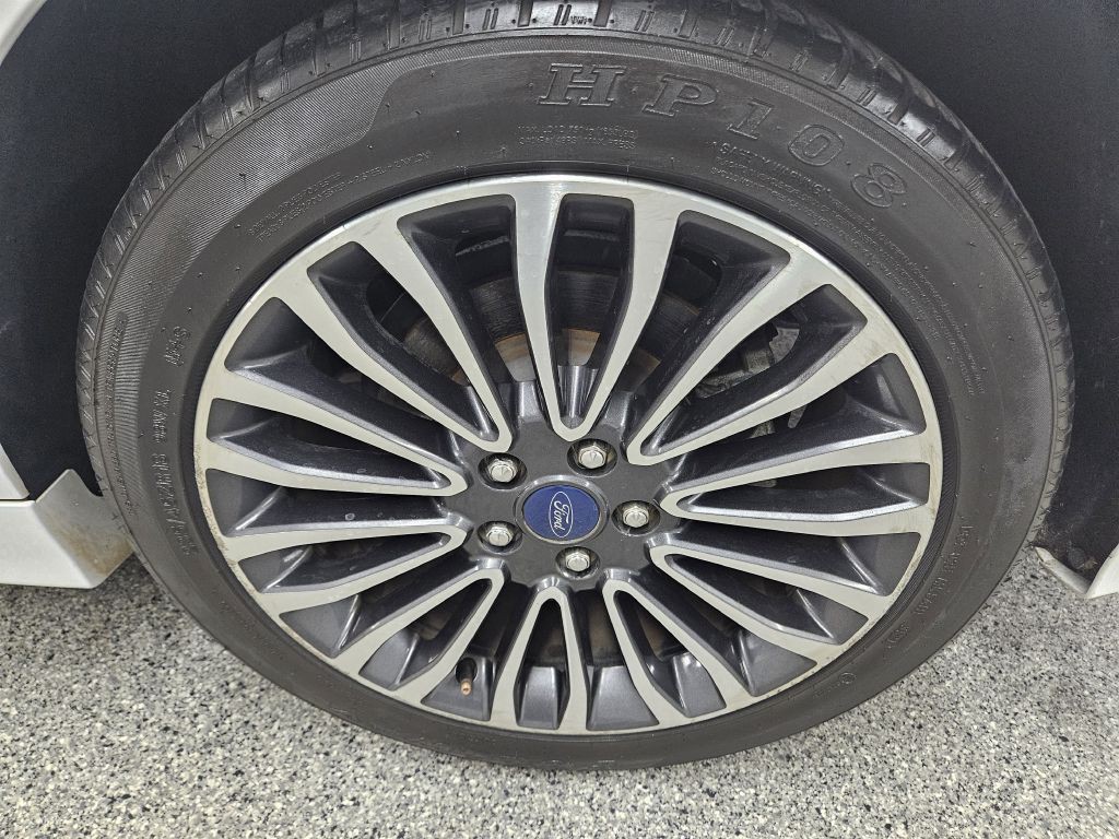 2018 Ford Fusion Image 29