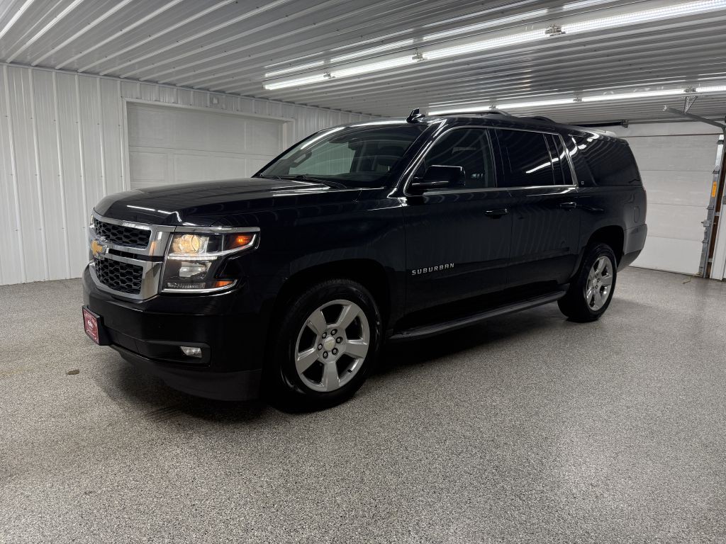 2018 Chevrolet Suburban Image 3