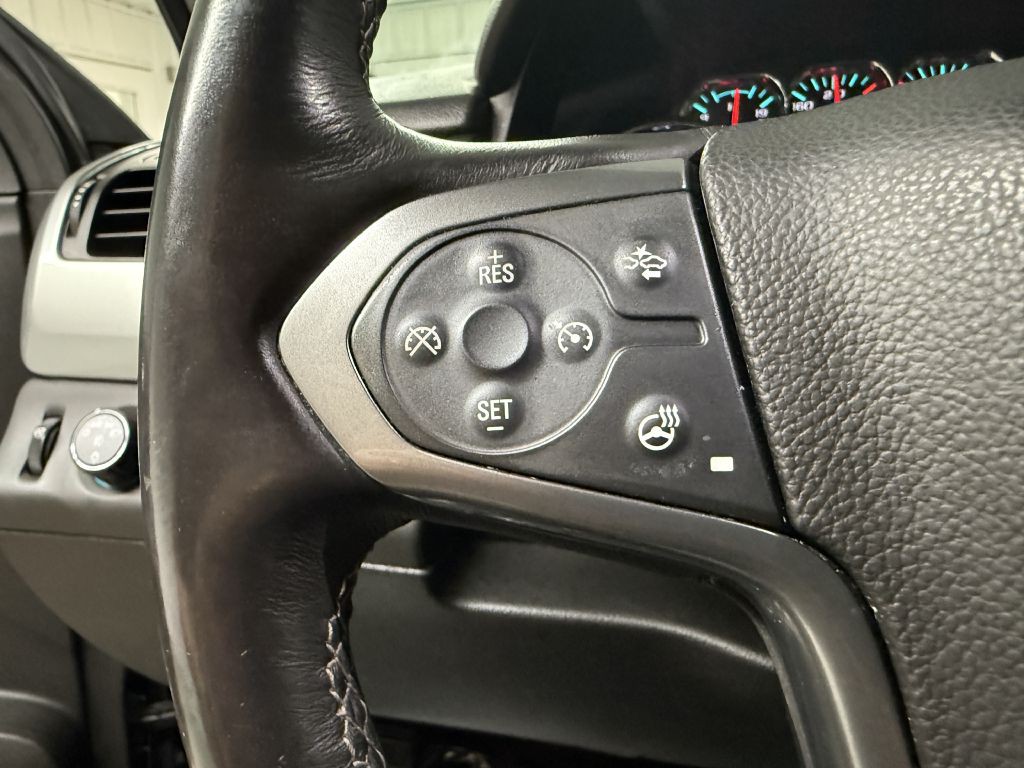 2018 Chevrolet Suburban Image 17