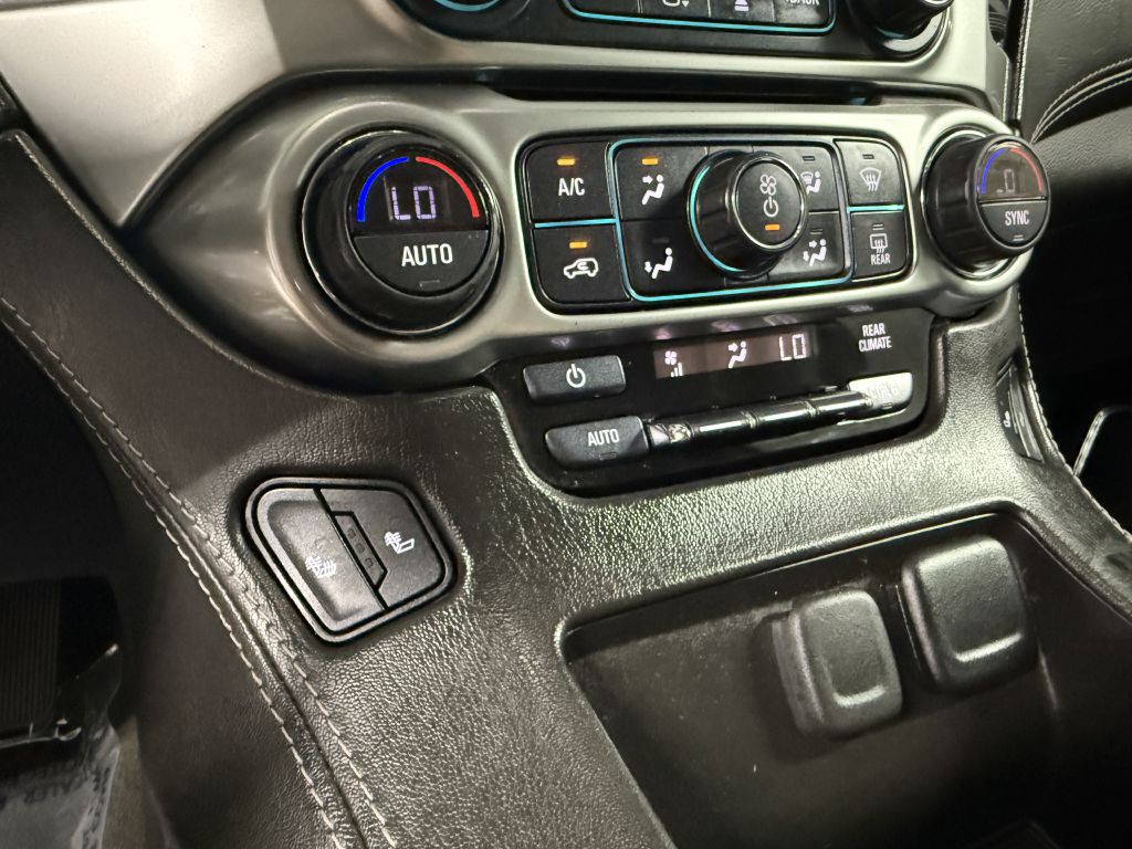 2018 Chevrolet Suburban Image 21