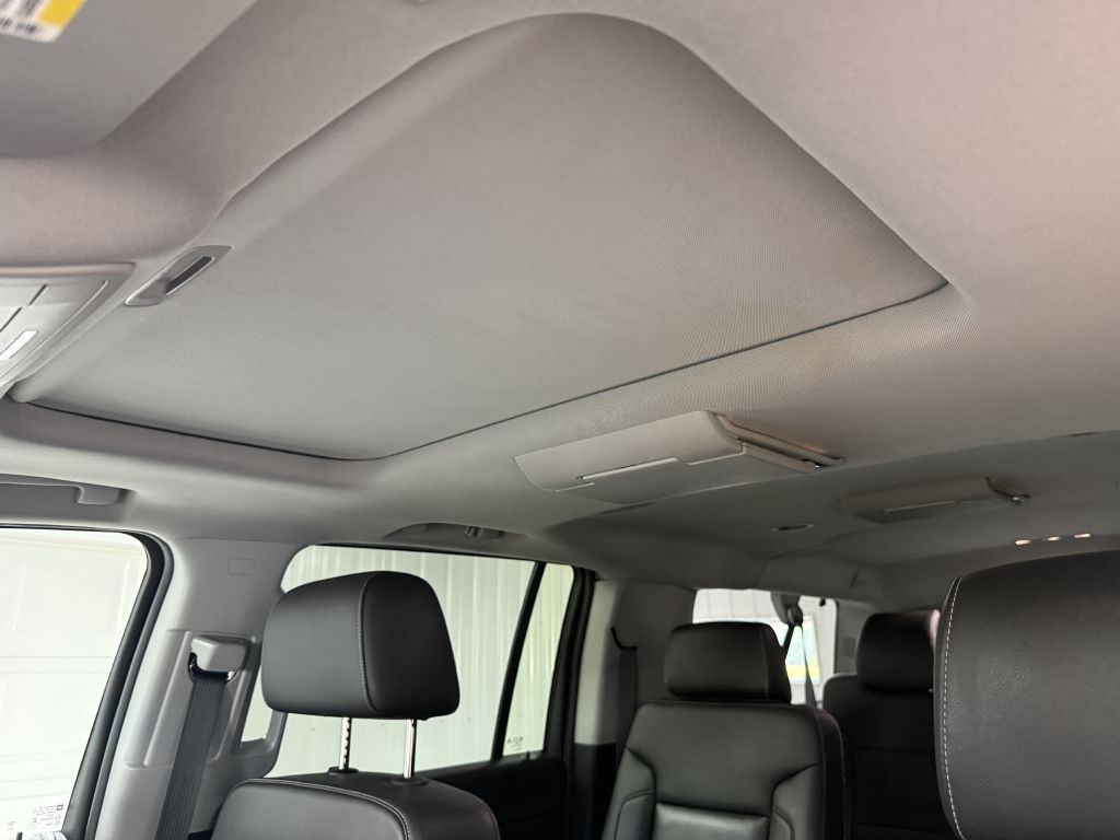 2018 Chevrolet Suburban Image 25