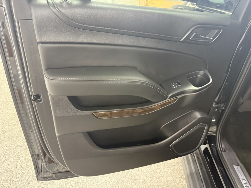 2018 Chevrolet Suburban Image 27