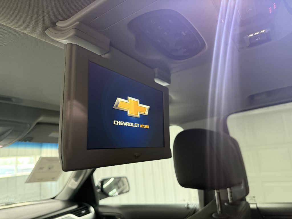 2018 Chevrolet Suburban Image 30