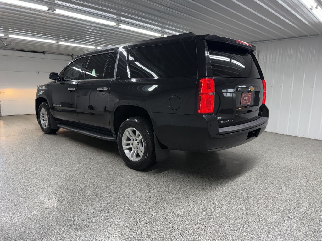 2020 Chevrolet Suburban Image 4
