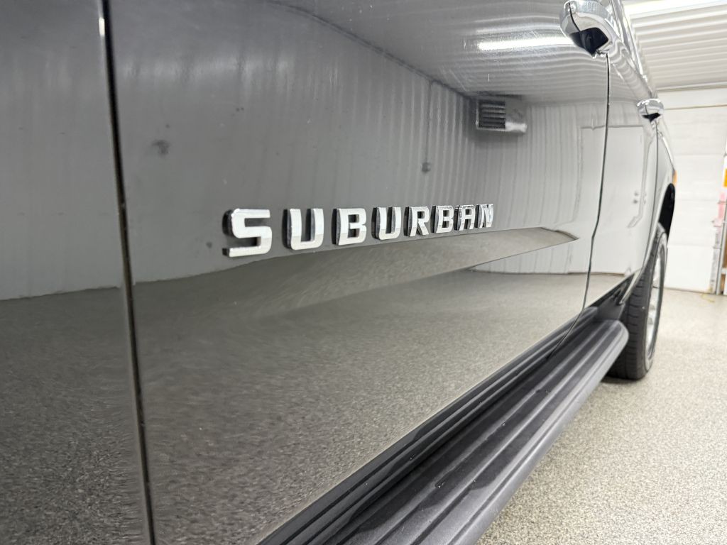 2020 Chevrolet Suburban Image 7