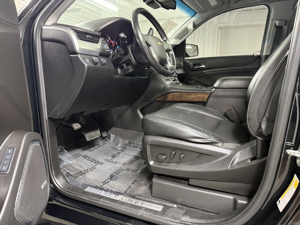 2020 Chevrolet Suburban Image 10