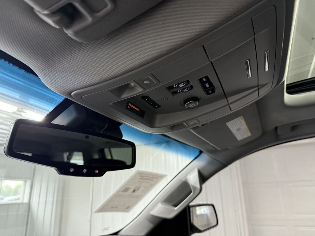 2020 Chevrolet Suburban Image 24