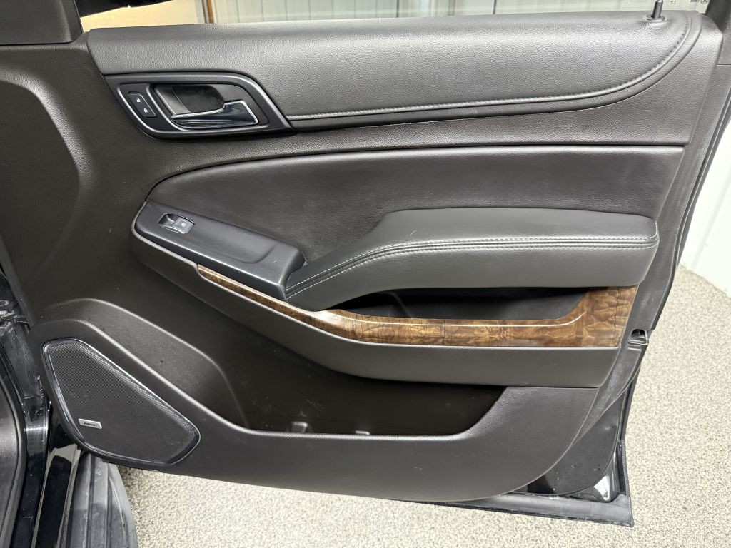 2020 Chevrolet Suburban Image 37