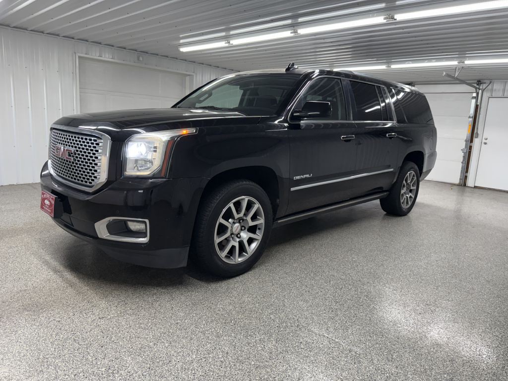 2016 GMC Yukon Image 3