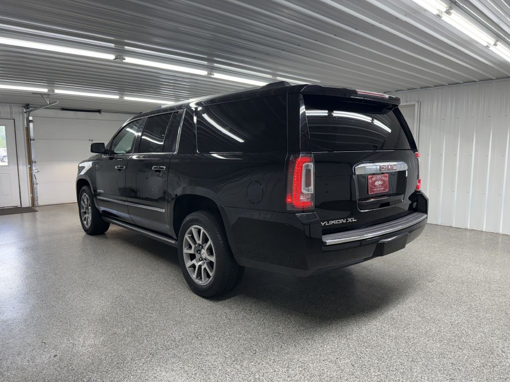 2016 GMC Yukon Image 4