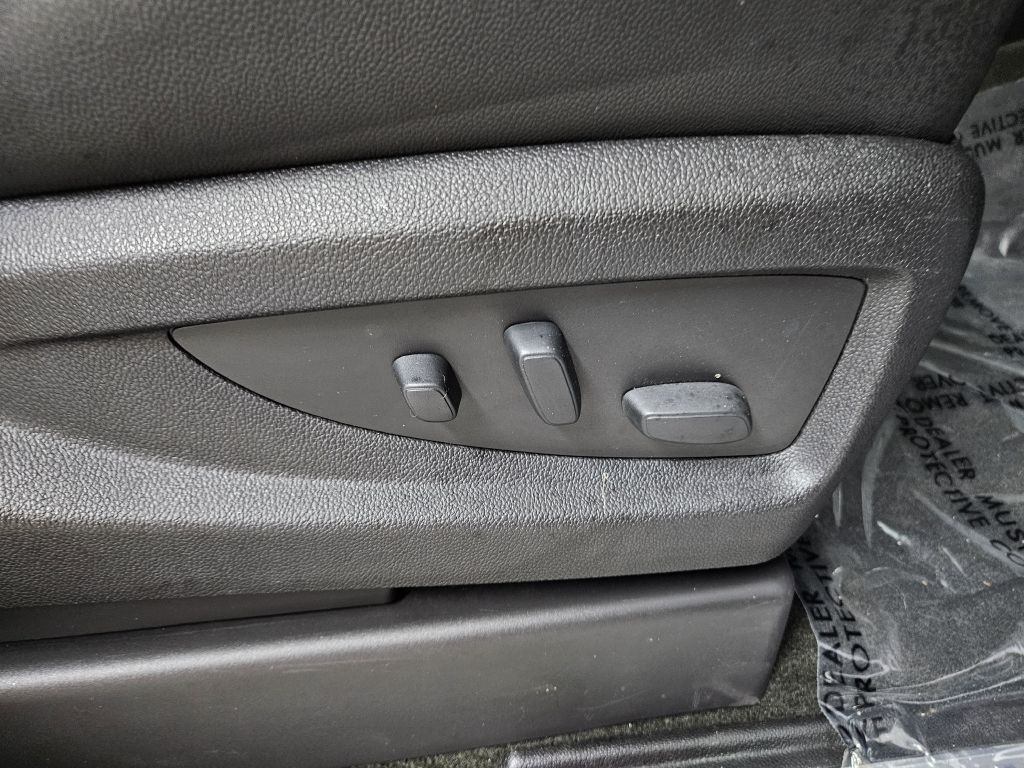 2017 GMC Yukon Image 12