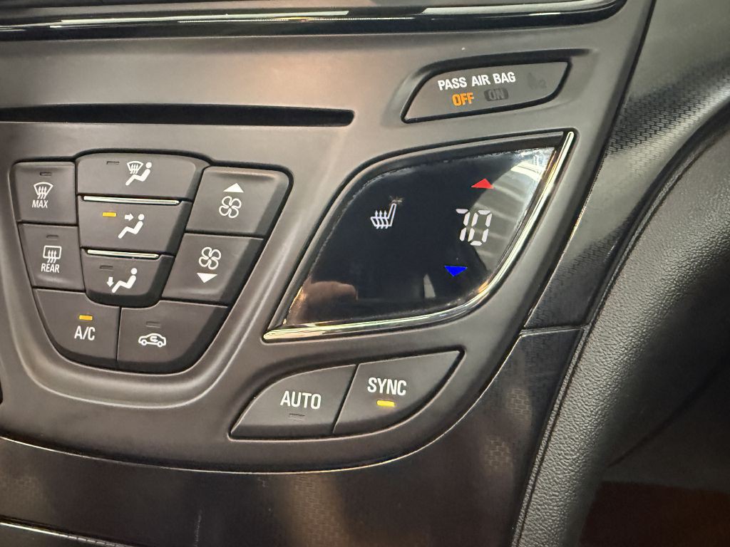 2014 Buick Regal Image 22