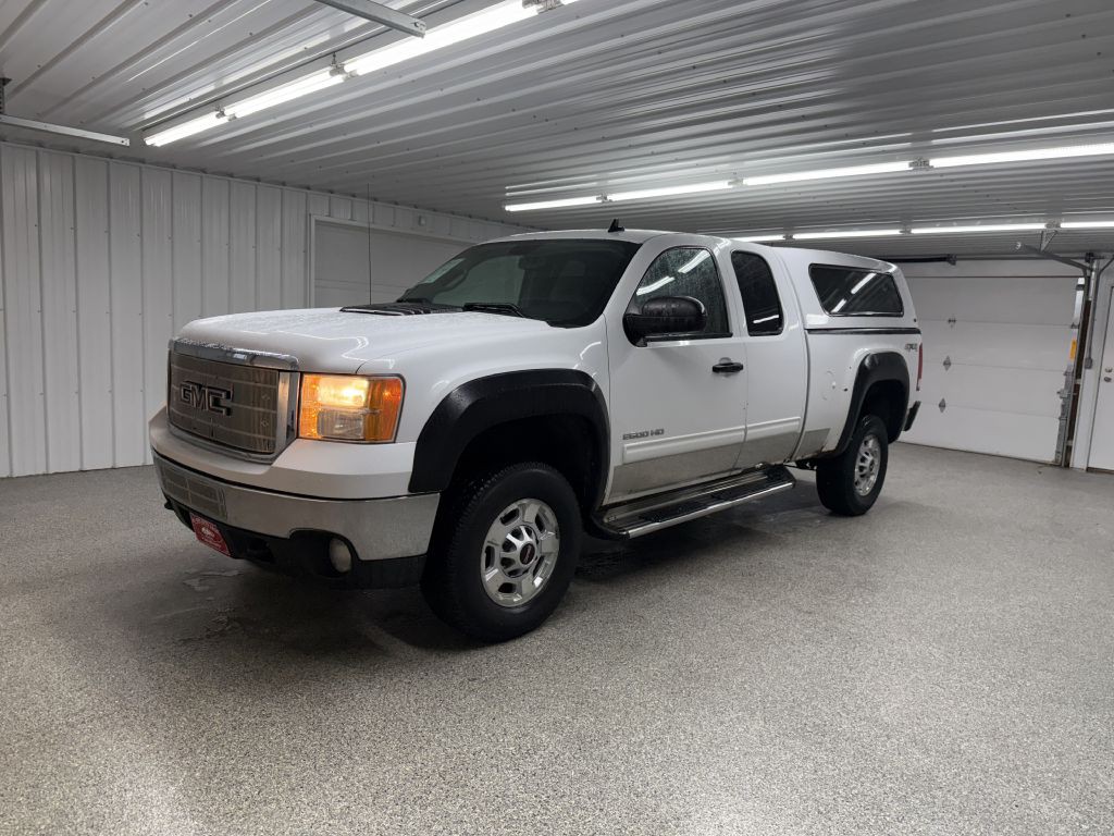 2011 GMC Sierra Image 3