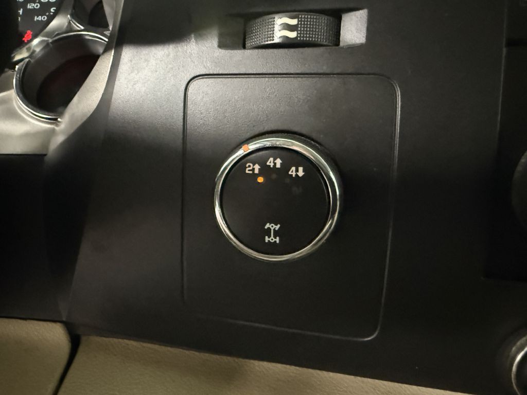 2011 GMC Sierra Image 16