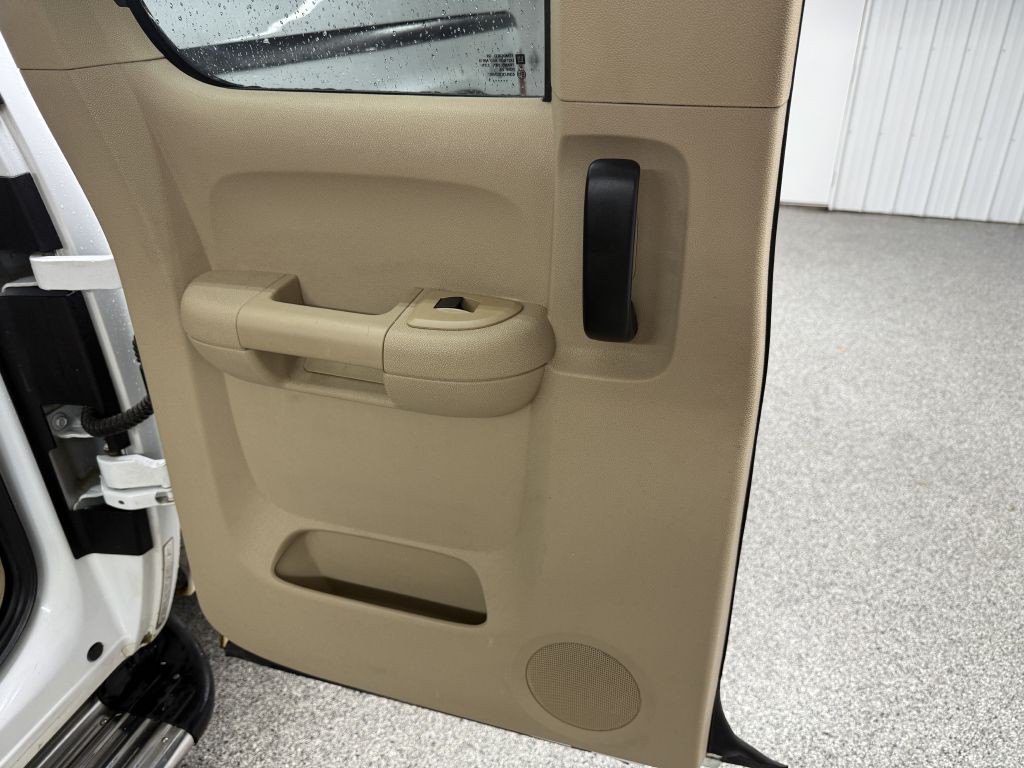 2011 GMC Sierra Image 22