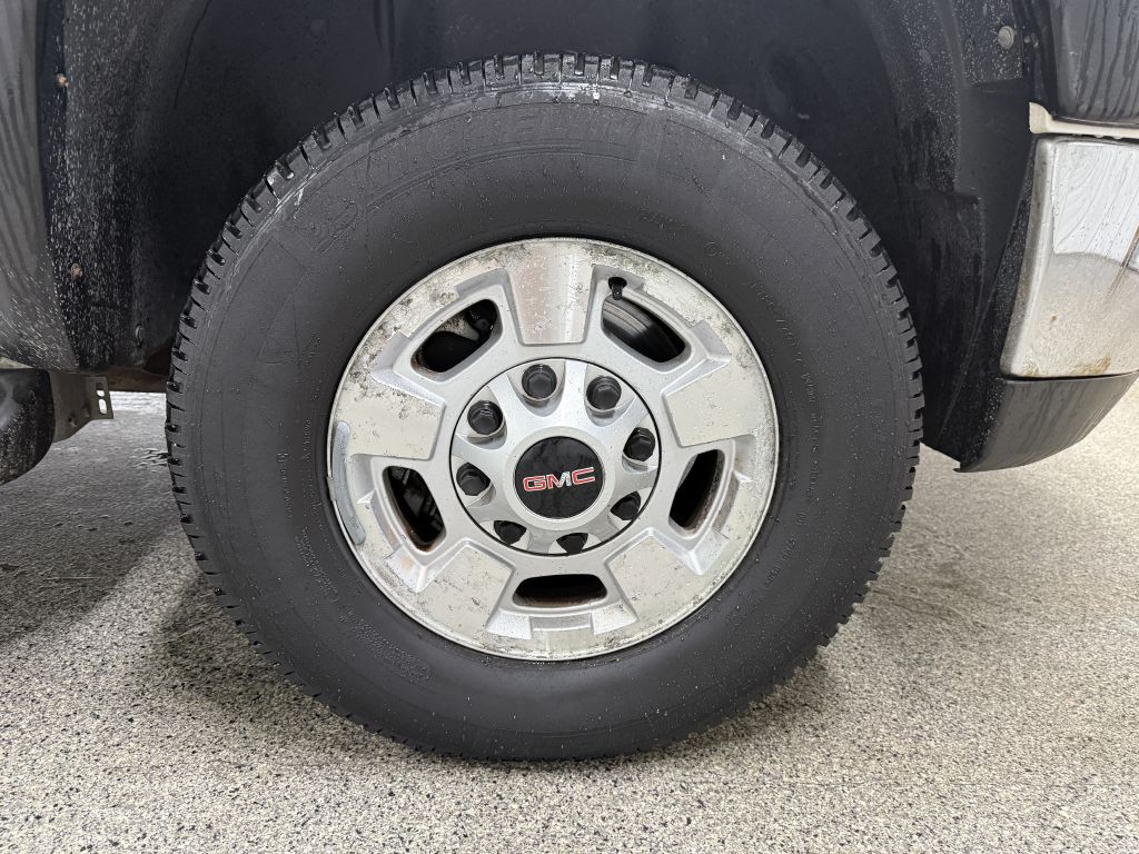 2011 GMC Sierra Image 28