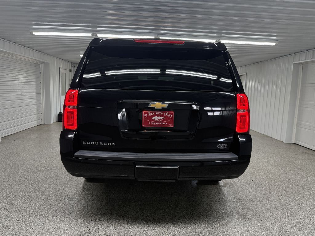 2018 Chevrolet Suburban Image 5