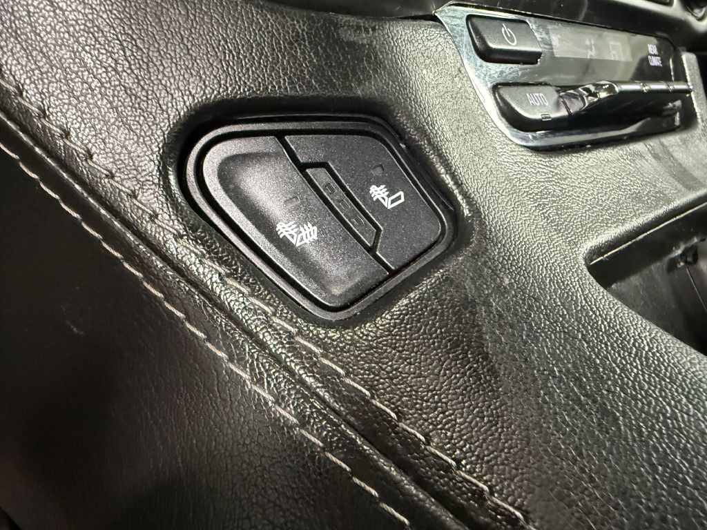 2018 Chevrolet Suburban Image 22