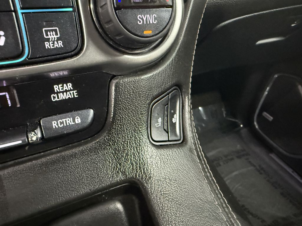 2018 Chevrolet Suburban Image 23