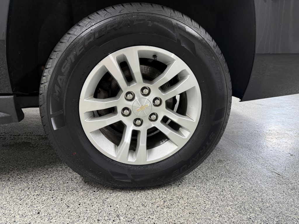 2018 Chevrolet Suburban Image 39