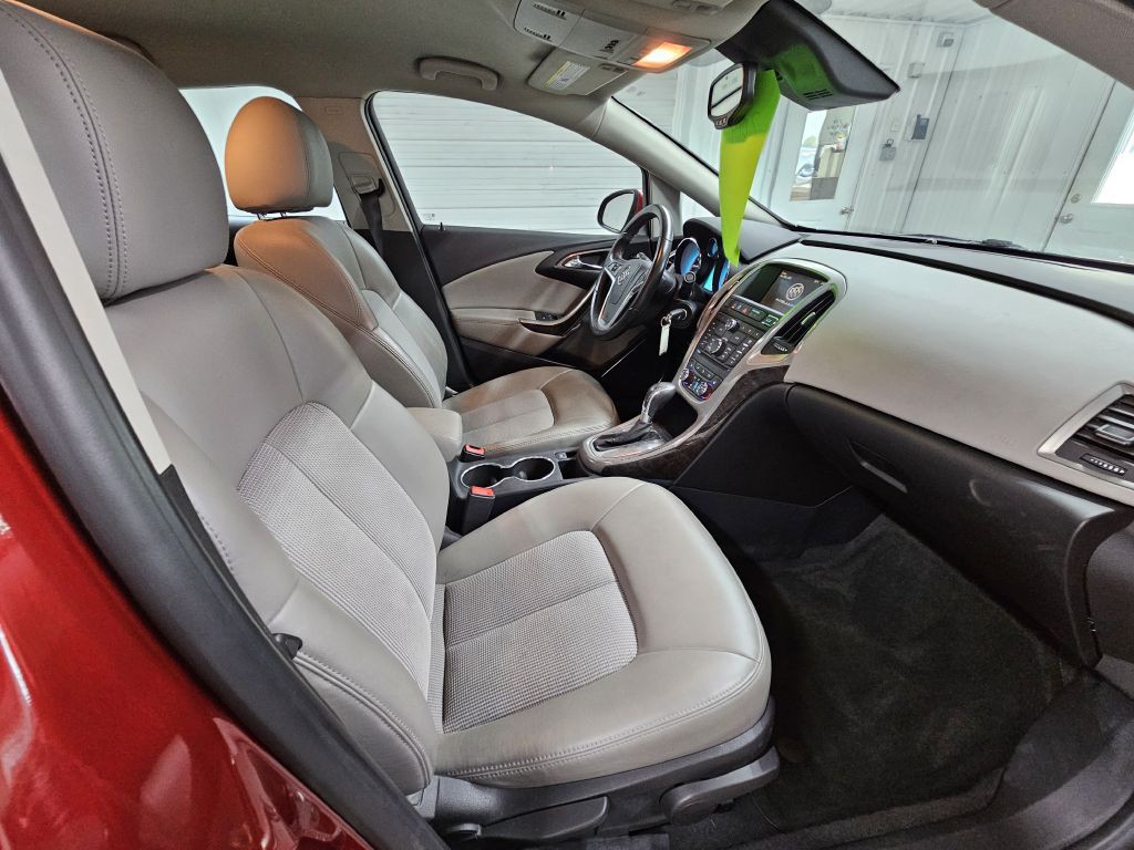 2014 Buick Verano Image 10
