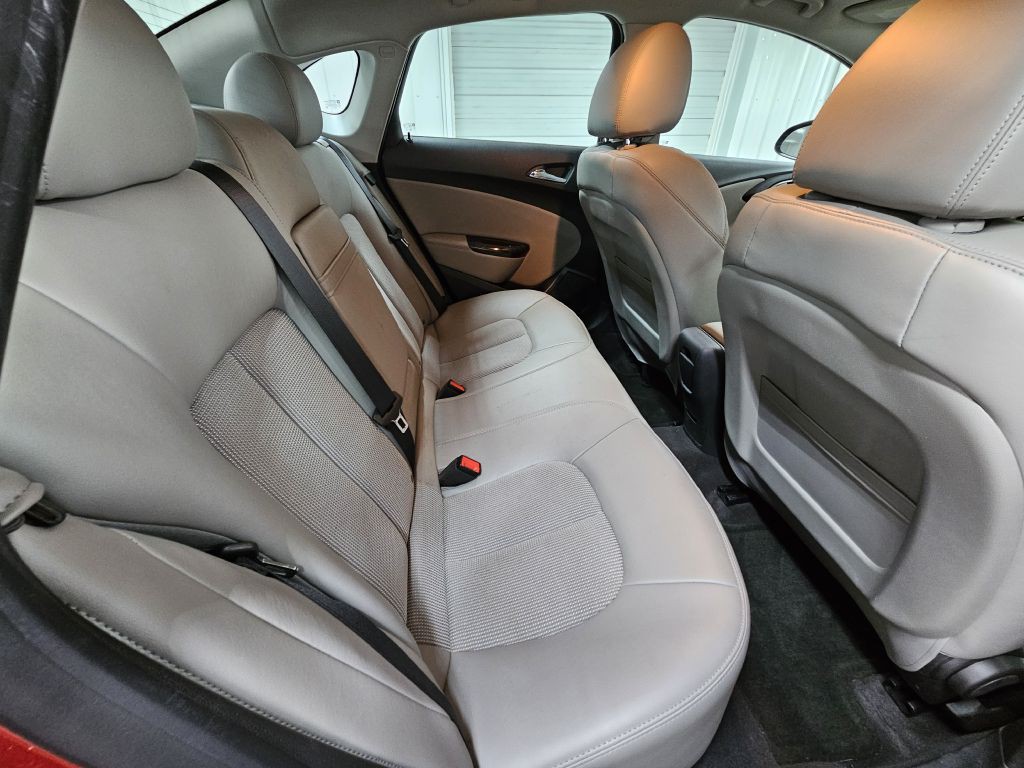 2014 Buick Verano Image 13