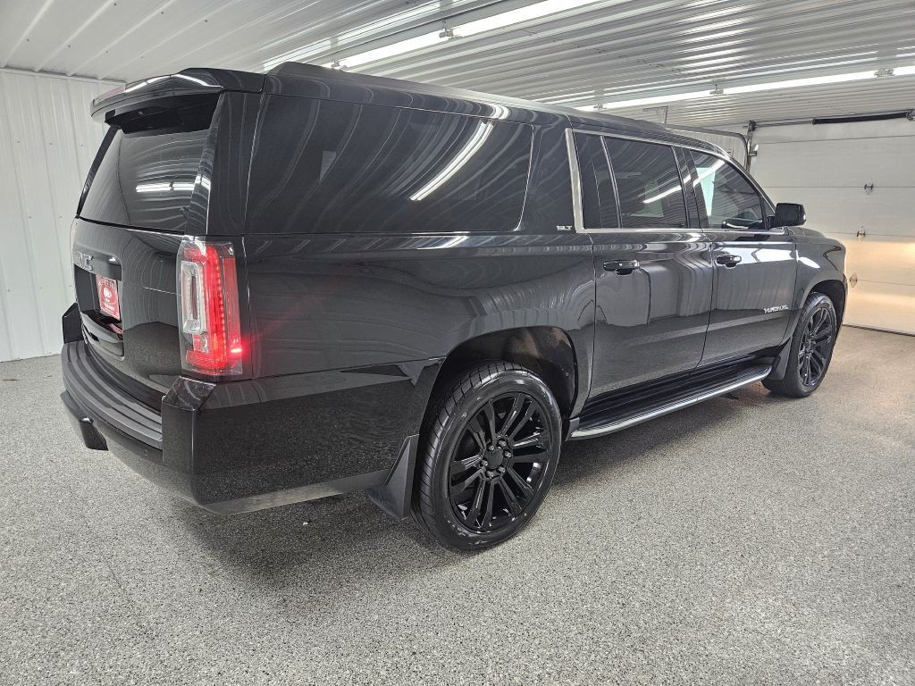 2020 GMC Yukon Image 2