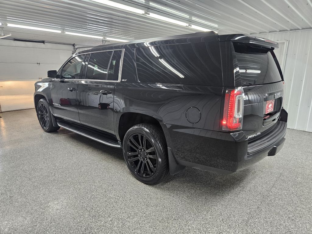 2020 GMC Yukon Image 3