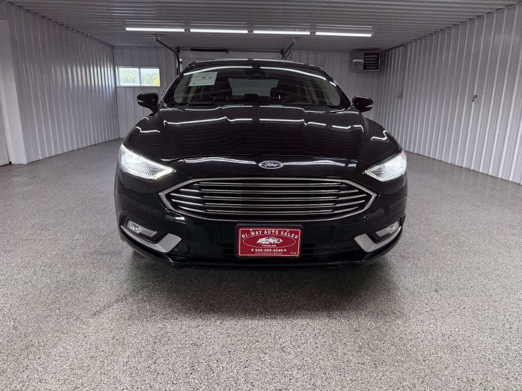 2017 Ford Fusion Image 2