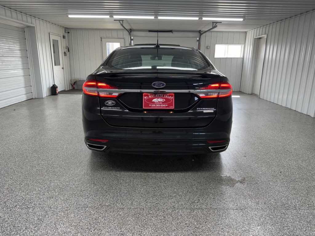 2017 Ford Fusion Image 5