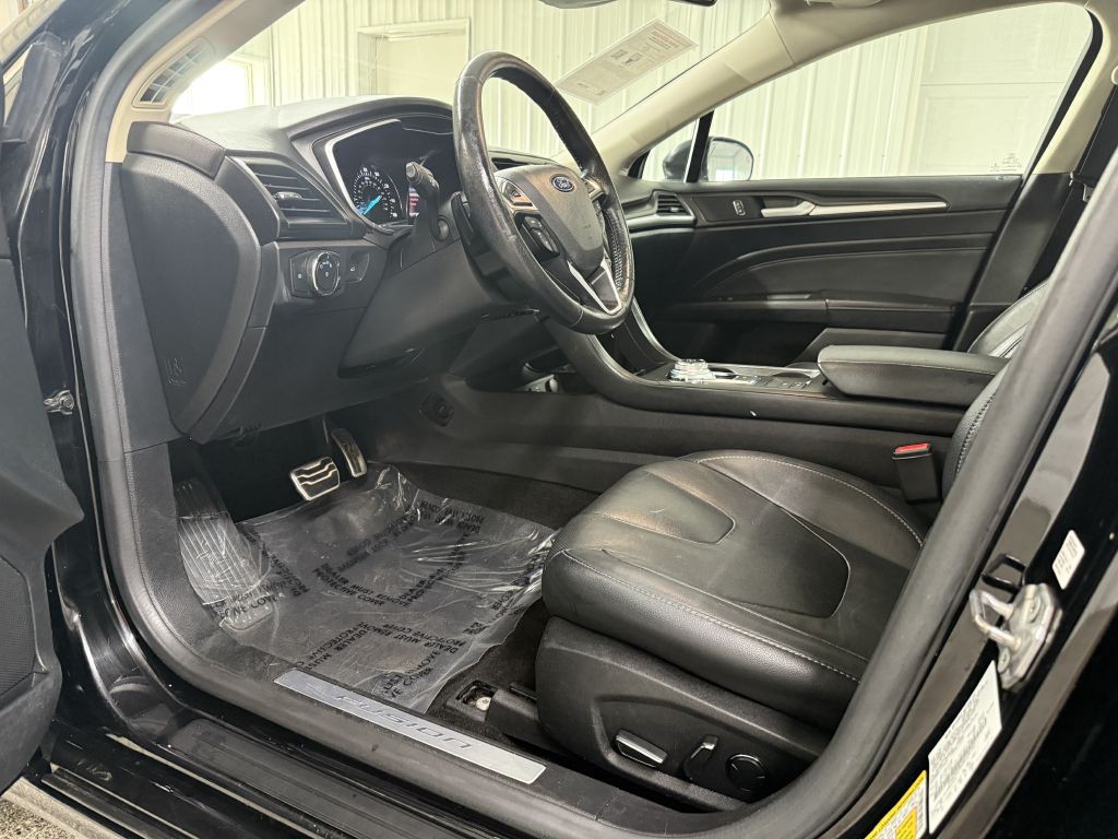 2017 Ford Fusion Image 7