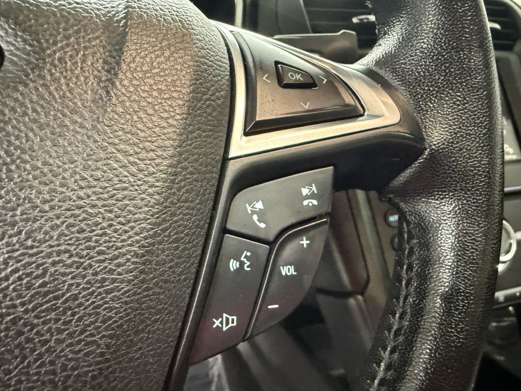 2017 Ford Fusion Image 17
