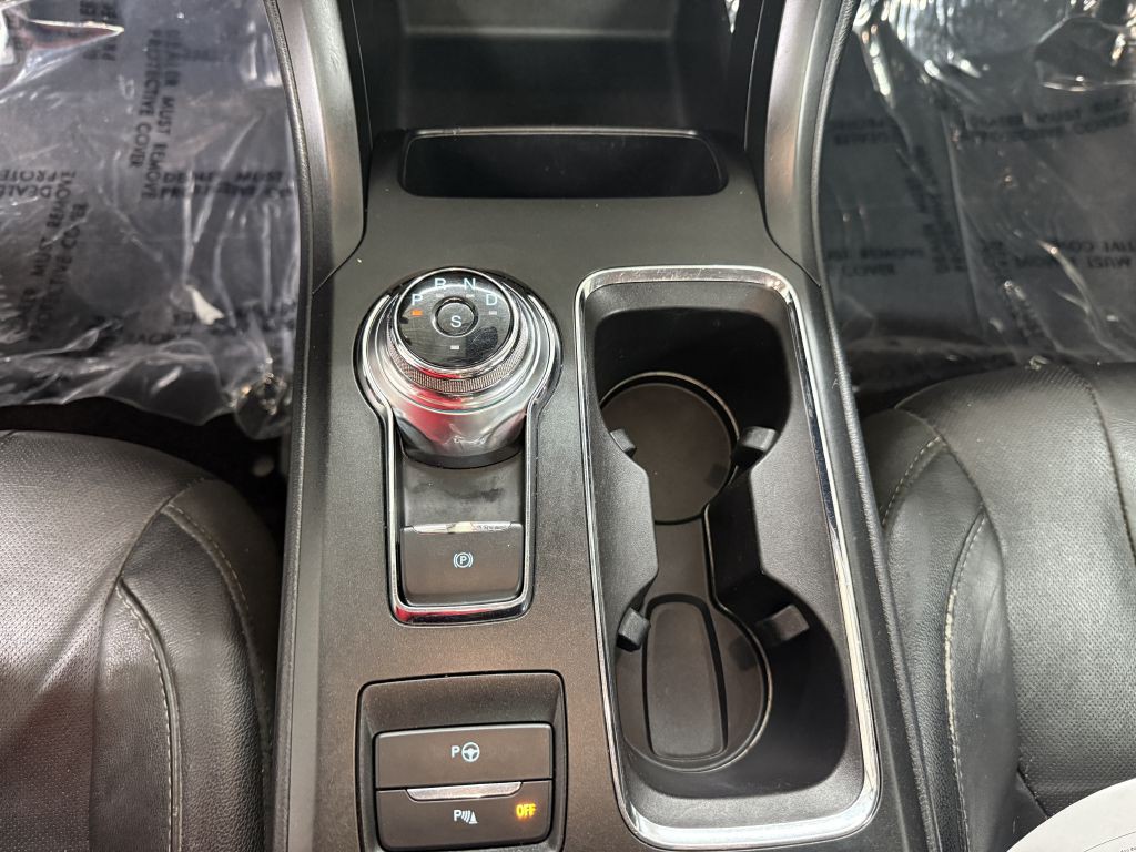 2017 Ford Fusion Image 23