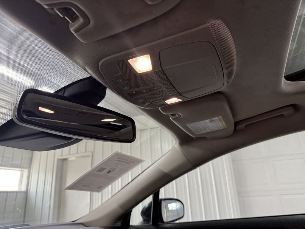 2017 Ford Fusion Image 24